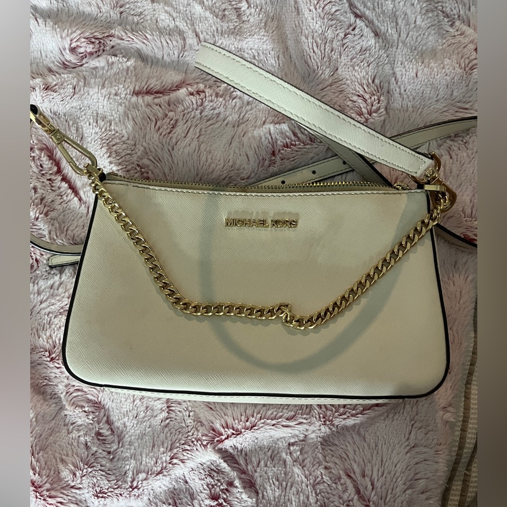 Micheal Kors crossbody